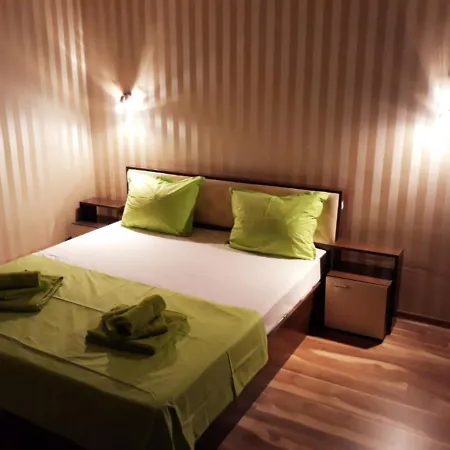 Daire Apartament Vegi *